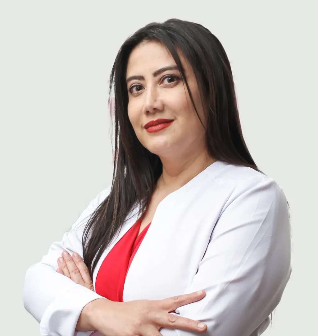 Dra. Andrea Pazmiño